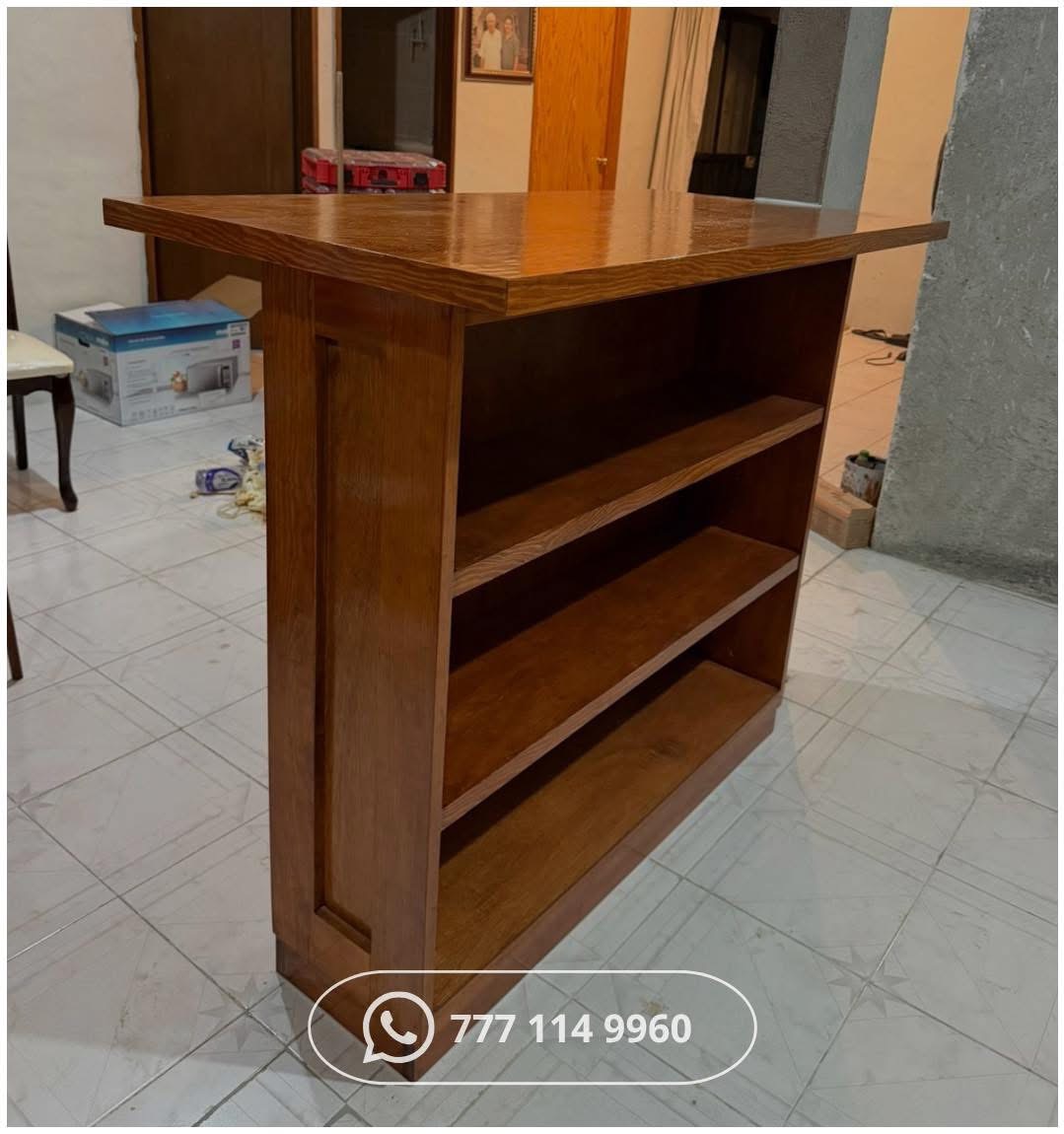 Mueble auxiliar de madera